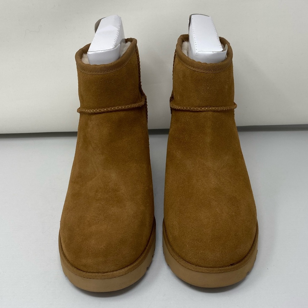 UGG Classic Femme Mini Wedge Boot*US 6,10 $190 - Picture 4 of 7